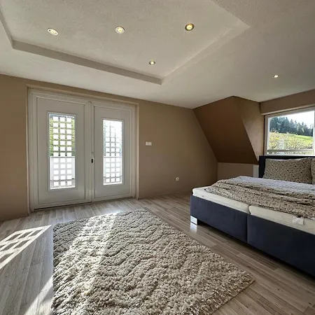 U Vojvodovcov Tatil Evi *